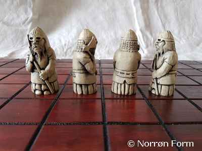 Viking-boardgame-Hnefatafl-Warrior-2